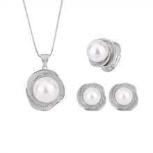 Load image into Gallery viewer, White Diamond-Studded Ring Pendant Luxurious Style Shell Beads