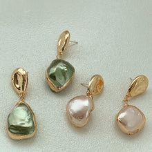 Load image into Gallery viewer, Vintage Baroque Style Original Special-shaped Pearl Earrings For Women Wedding Gift Pink Green Pearl Drop Earrings Jewelry