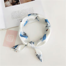 Load image into Gallery viewer, Retro hair scarf