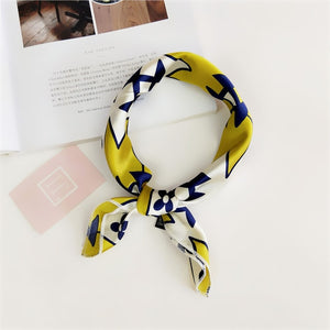 Retro hair scarf