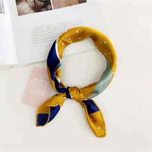 Load image into Gallery viewer, Retro hair scarf