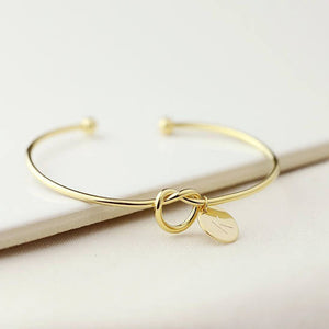 Letter pendent bracelet