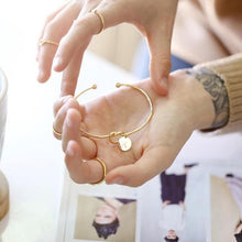 Load image into Gallery viewer, Letter pendent bracelet