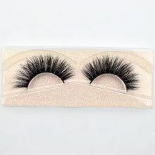 Load image into Gallery viewer, 3D reusable handmade mink Eyelashes 100% Cruelty free Lashes