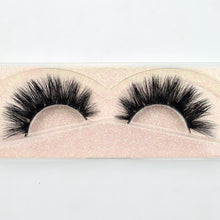 Load image into Gallery viewer, 3D reusable handmade mink Eyelashes 100% Cruelty free Lashes