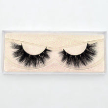 Load image into Gallery viewer, 3D reusable handmade mink Eyelashes 100% Cruelty free Lashes