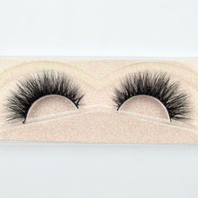 Load image into Gallery viewer, 3D reusable handmade mink Eyelashes 100% Cruelty free Lashes