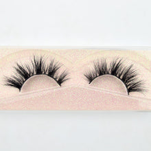 Load image into Gallery viewer, 3D reusable handmade mink Eyelashes 100% Cruelty free Lashes