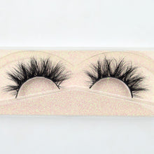 Load image into Gallery viewer, 3D reusable handmade mink Eyelashes 100% Cruelty free Lashes