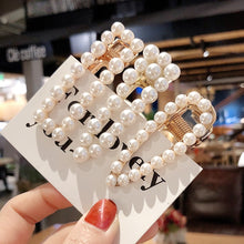 Load image into Gallery viewer, Woman elegant geometric pearl hairpins and hair clips