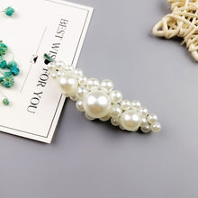 Load image into Gallery viewer, Hand made pearl Hair Clip