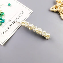 Load image into Gallery viewer, Hand made pearl Hair Clip