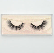 Load image into Gallery viewer, 3D reusable handmade mink Eyelashes 100% Cruelty free Lashes