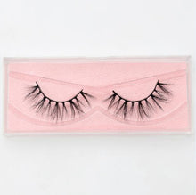 Load image into Gallery viewer, 3D reusable handmade mink Eyelashes 100% Cruelty free Lashes