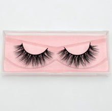 Load image into Gallery viewer, 3D reusable handmade mink Eyelashes 100% Cruelty free Lashes