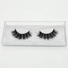 Load image into Gallery viewer, 3D reusable handmade mink Eyelashes 100% Cruelty free Lashes