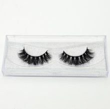 Load image into Gallery viewer, 3D reusable handmade mink Eyelashes 100% Cruelty free Lashes