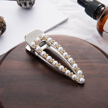 Load image into Gallery viewer, Woman elegant geometric pearl hairpins and hair clips