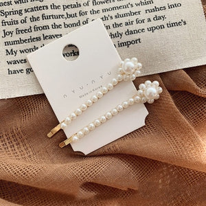 Woman elegant geometric pearl hairpins and hair clips