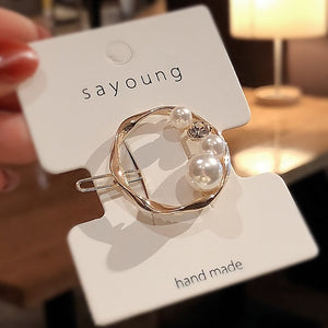 Hand made pearl Hair Clip